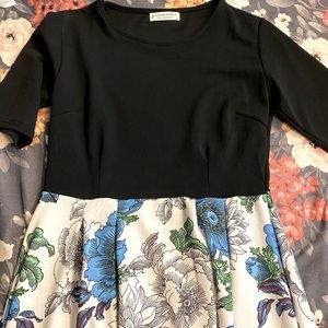 Womens size Medium Dress - Jon & Anna
